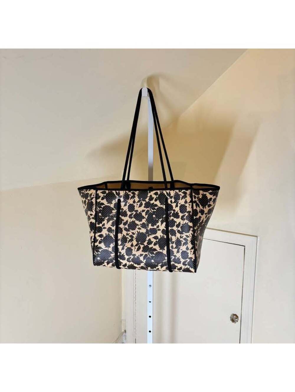Anthropologie NWOT Hazel Neoprene Large Tote Bag Black Cream Floral